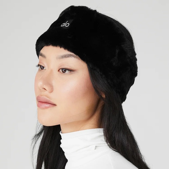 ALO YOGA Faux Fur Ear Warmers Black Fuzzy Headband - Picture 4 of 7